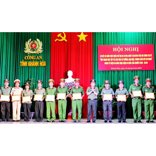 Công an tỉnh: Sơ kết 3 năm thực hiện Chỉ thị 05 của Bộ Chính trị